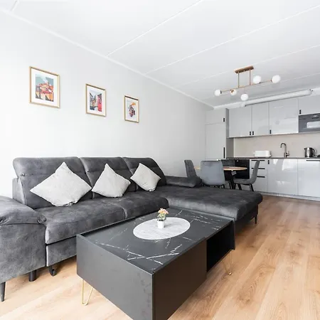 Apartment Cozy&chic - A Modern With A Garden Terrace *
