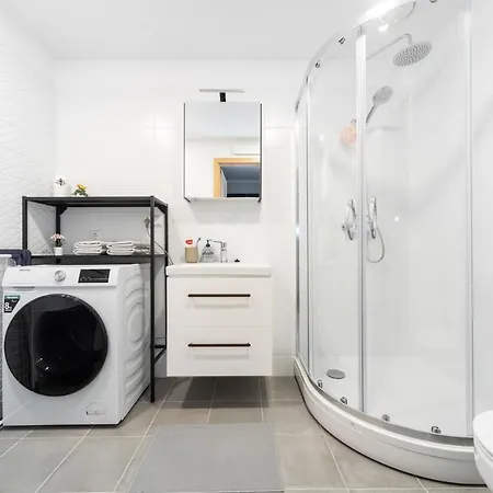Apartment Cozy&chic - A Modern With A Garden Terrace Riga